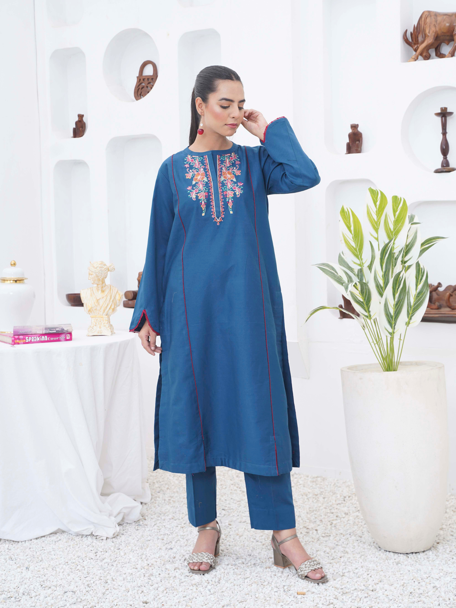 Selected Variant Image