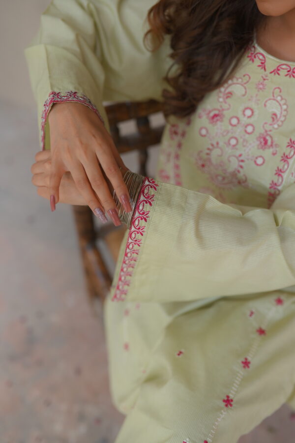 AMEERA - Image 3