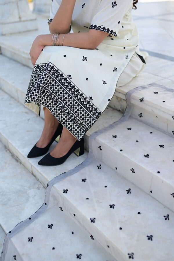 LILA - Image 4